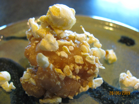 carmel-popcorn-and-sweet-bread1